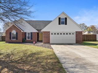 117 Robin Pl, Fayetteville, NC 28306