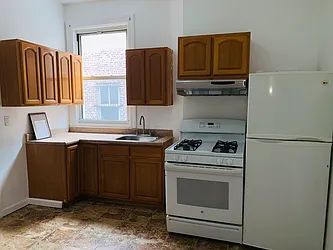 Rented by Thermos Realty & Management Inc