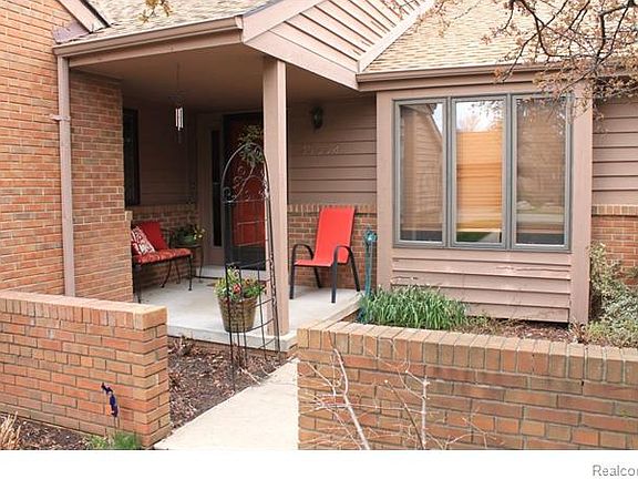 2nd image of 35558 Lark Harbor Ct #1
