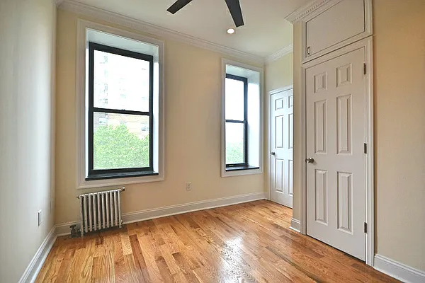 Rented by Compass | media 14