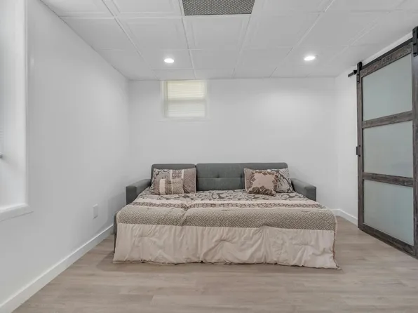 133 73rd Street image 14 of 18