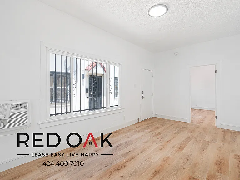 3906 W Mont Clair St #1/4 — Photo 1