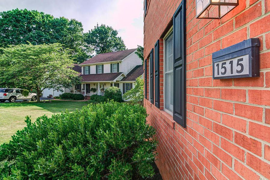 1515 Ashley Dr, Salem, VA 24153 | Zillow