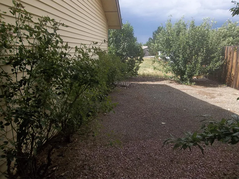 4924 N Spring Dr — Photo 7
