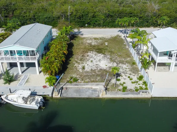 775 Pirates Rd, Little Torch Key, FL 33042