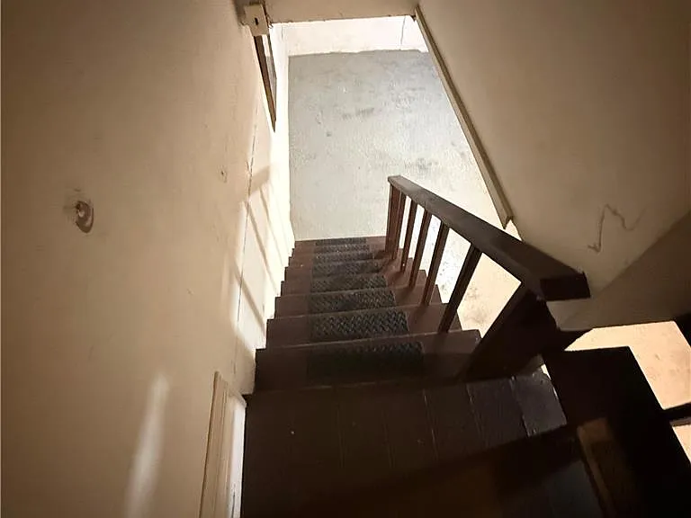 840 W Walnut St — Photo 39