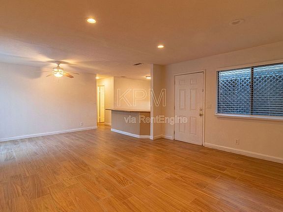 3rd image of 7409 Village Green Dr