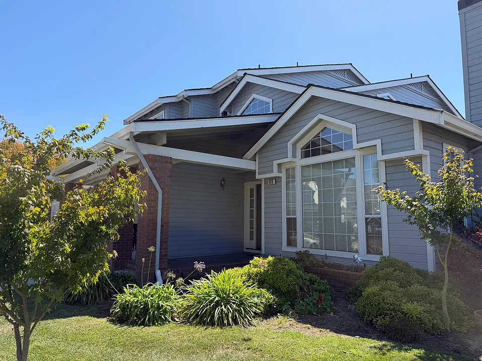 810 Sea Chase Dr