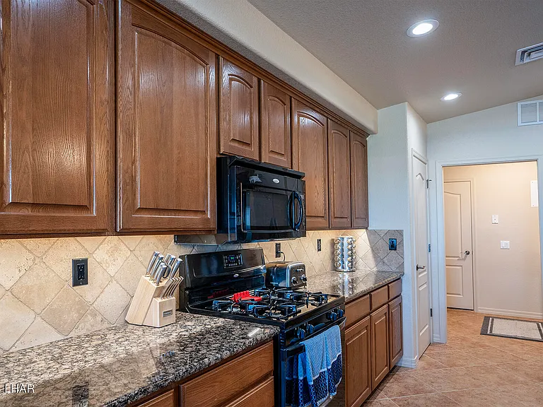 3761 Hiawatha Dr — Photo 19