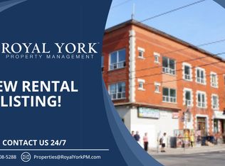 223 Jameson Ave #303, Toronto, ON M6K 2Y3