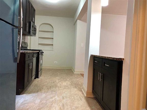 2nd image of 4739 40th St APT 4B