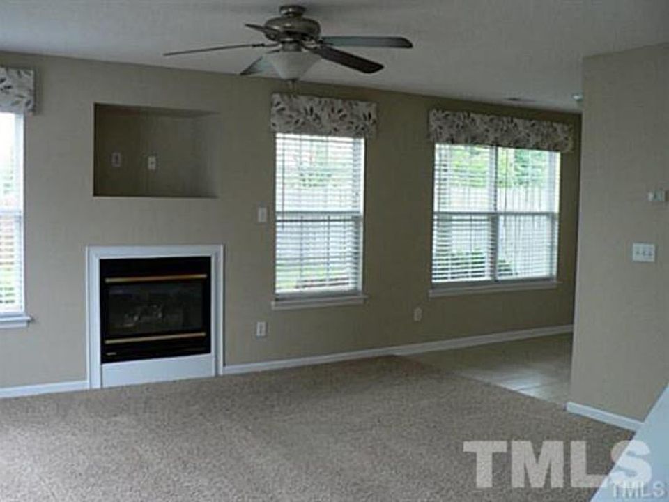 2nd image of 208 Fountain Springs Rd