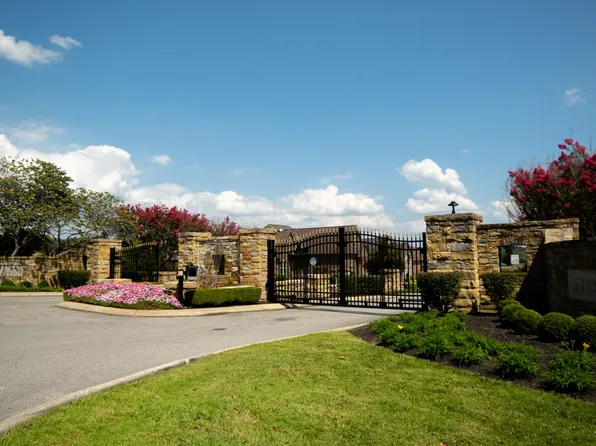 792 Stone Brook Ln, Lebanon, TN 37087