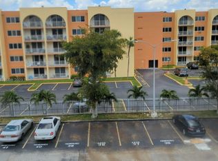 6960 Miami Gardens Dr APT 2-420, Hialeah, FL 33015