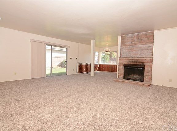 5th image of 1147 La Flora Ln