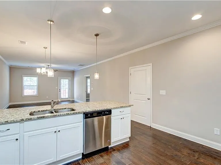 3770 Shades Valley Ln #3770 — Photo 7