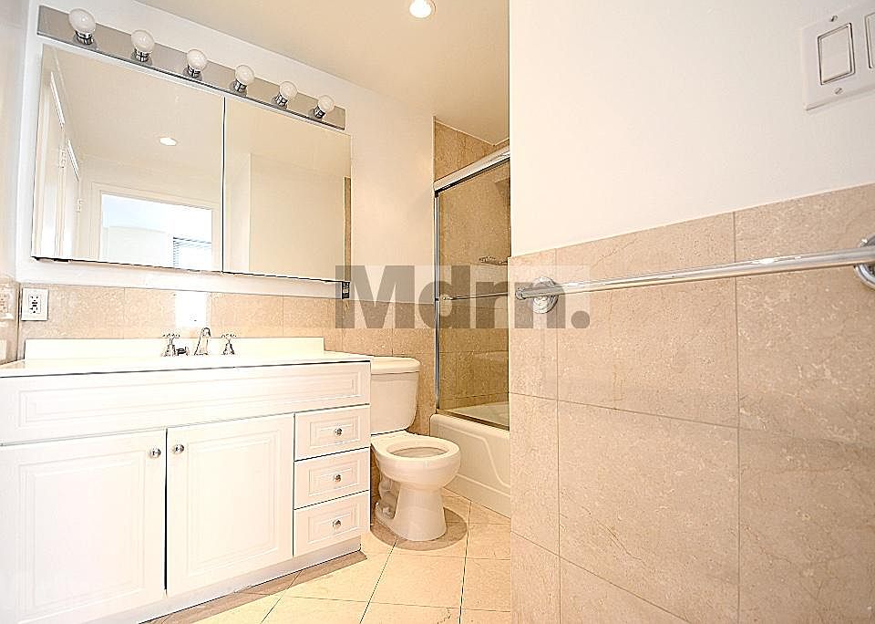 2nd image of 155 E 55th St APT 11A