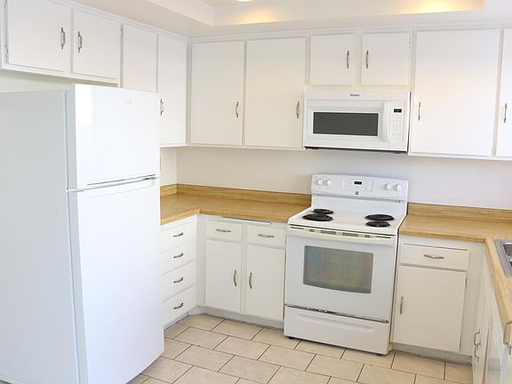 2nd image of 3425 Los Mochis Way
