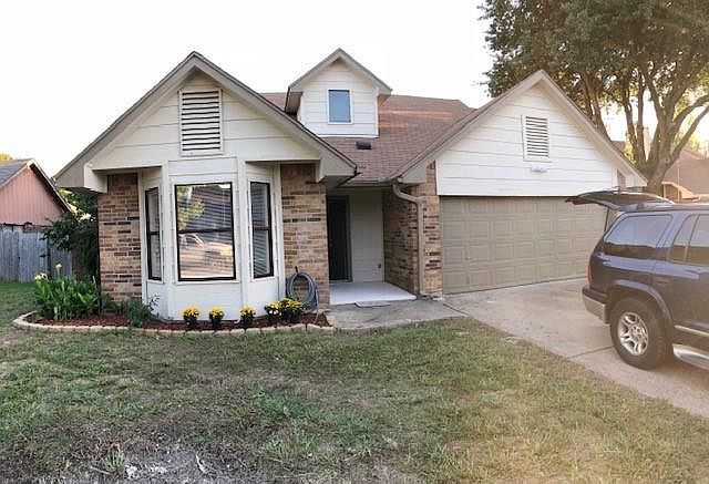 1st image of 416 Red Coat Ln