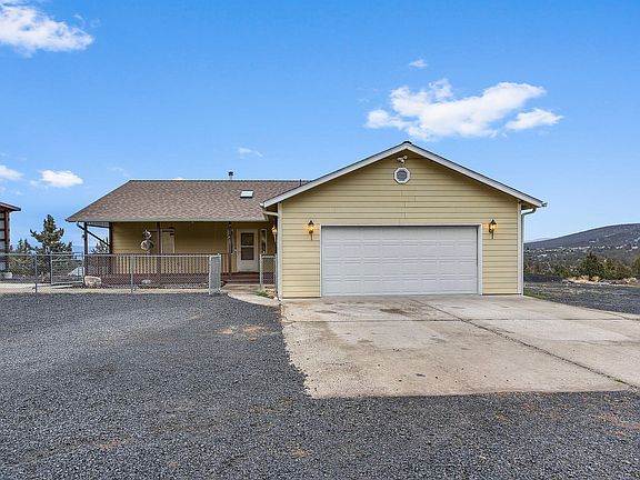 4th image of 7082 SE Night Hawk Dr