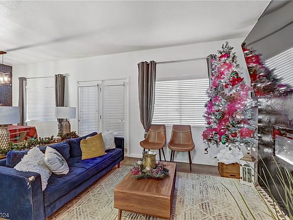 5th image of 3521 Hazelnut Pine Pl Suite 2