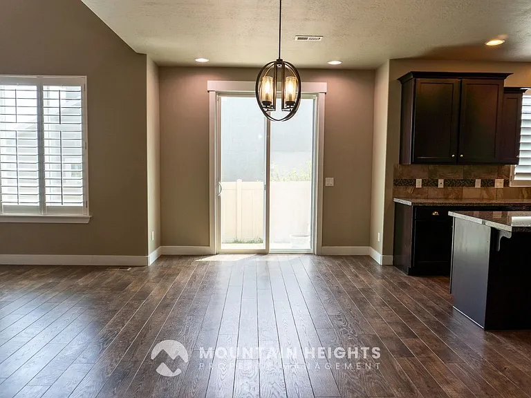 3953 W Sand Lake Dr — Photo 13
