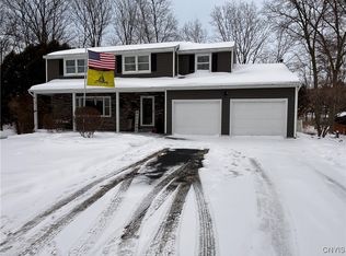 120 Pine Ridge Rd, Fayetteville, NY 13066