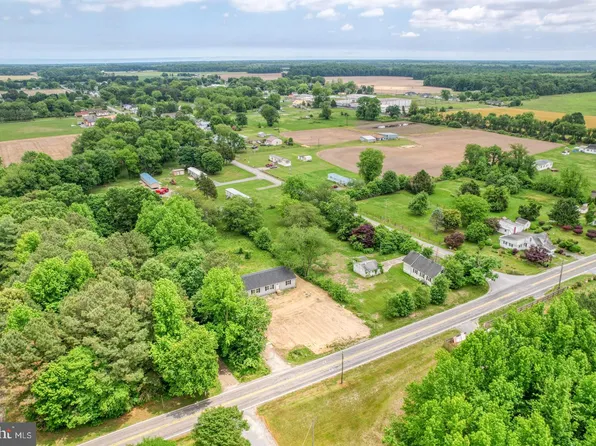 4366 Deep Grass Ln, Houston, DE 19954