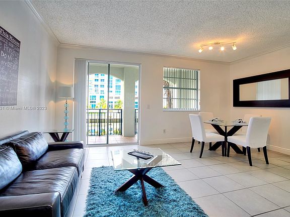 2nd image of 3175 NE 184th St APT 3203