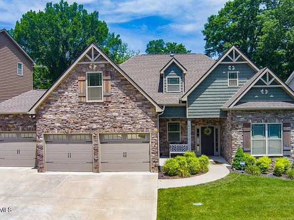 3rd image of 9439 Gladiator Ln