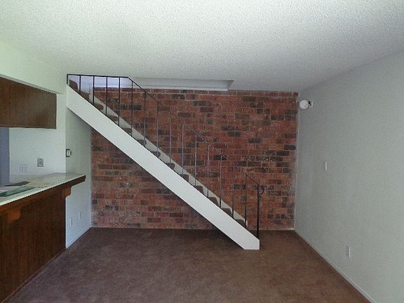 Living room_04182013