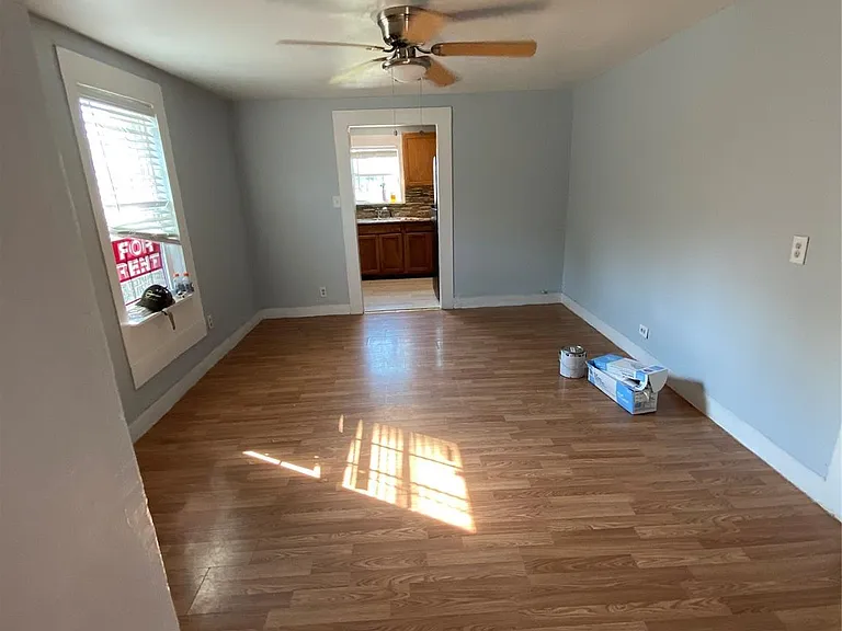 1015 Virginia St #1/2 — Photo 5
