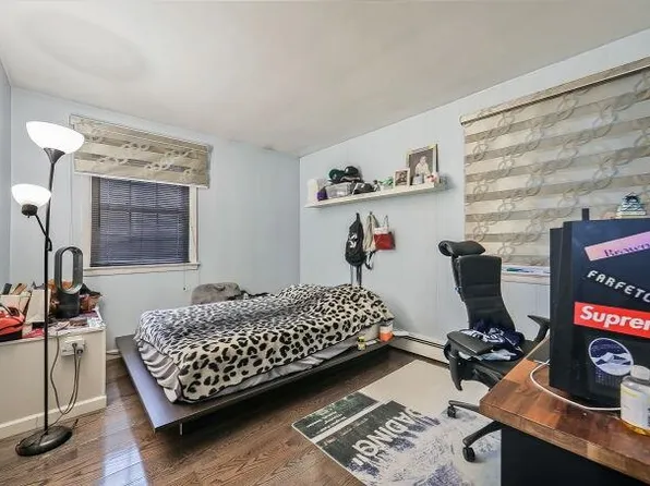 46 Western Avenue image 17 of 36