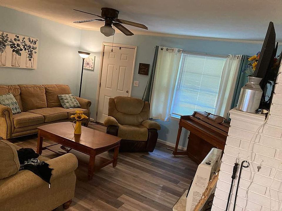 1st image of 86 Pine Grove Dr