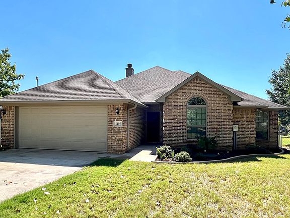3rd image of 4407 W Fernwood Ct