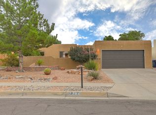 7204 Lew Wallace Dr NE, Albuquerque, NM 87109