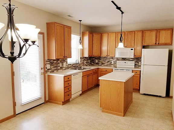 4th image of 5912 Treven Way