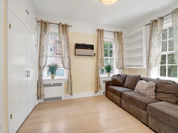 129 97th Street image 11 of 29