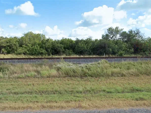 Highway 44, Alice, TX 78332