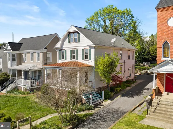 25 E A St, Brunswick, MD 21716