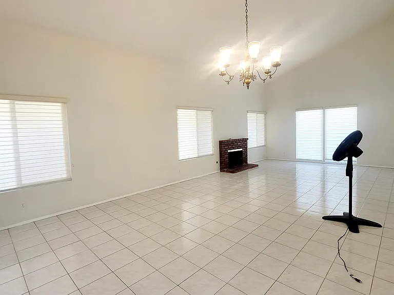 1709 Park Glen Cir #D — Photo 30