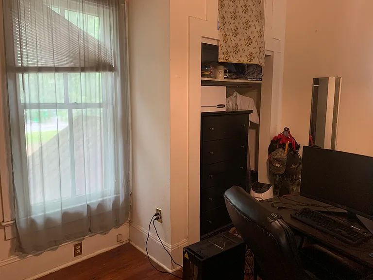 238 SW 2nd Pl #B — Photo 19