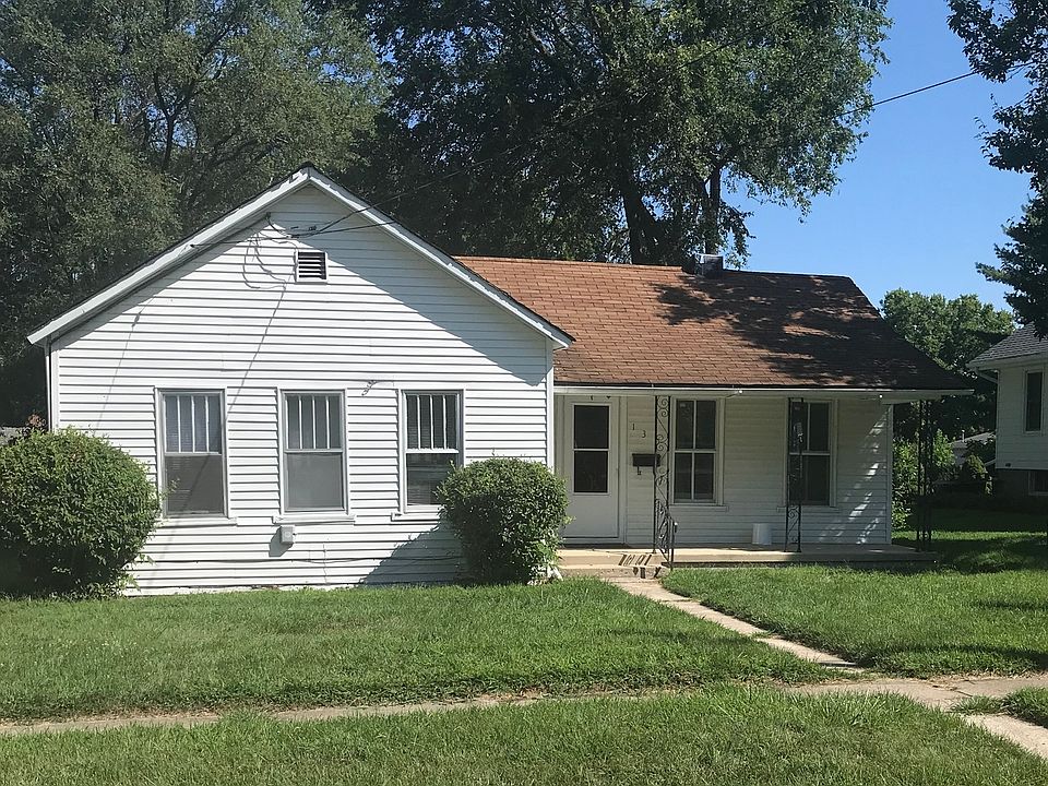1st image of 130 E 1st St