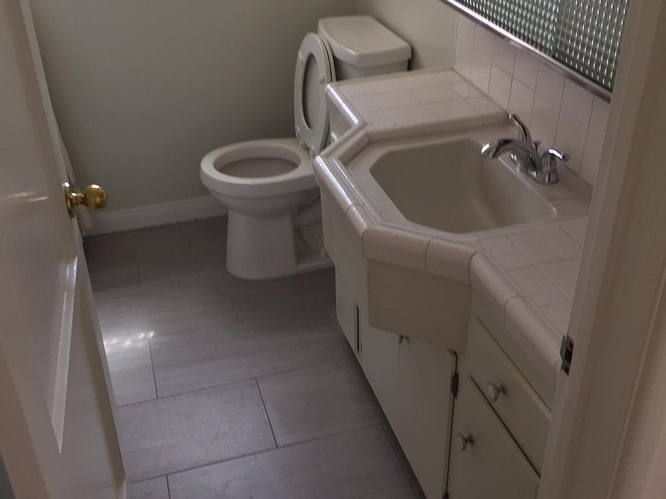 1st image of 4818 Ocana Ave