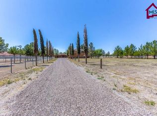 7066 McNutt Rd, Anthony, NM 88021