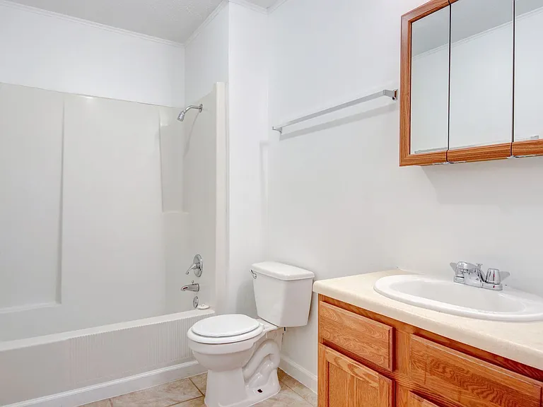 717 Fairmont Dr — Photo 14