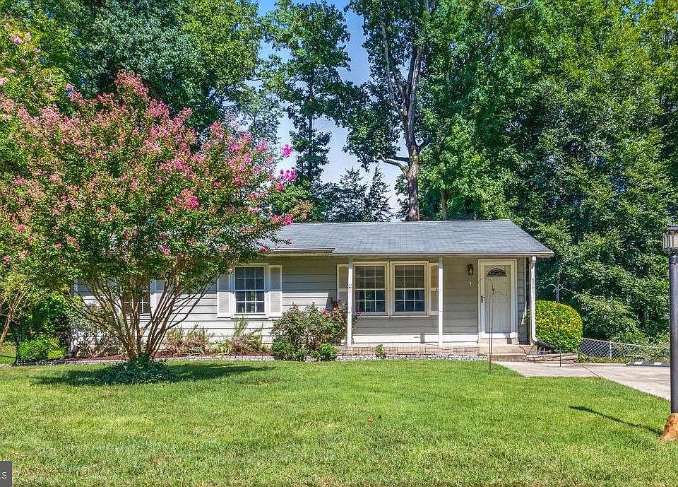1st image of 6954 Heather Dr