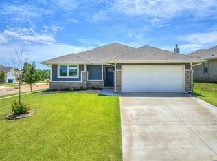 3716 Pettit Blvd, Edmond, OK 73012