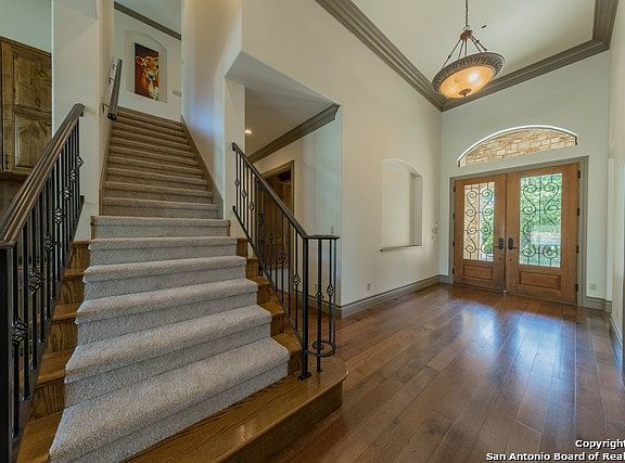 3rd image of 223 Ash Juniper Dr
