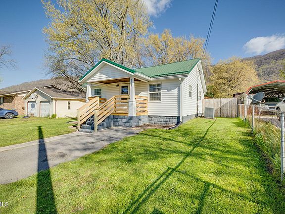 4th image of 2829 2nd Ave E